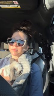 The more you know. St.Yves Apricot scrub ain’t it😉. 

Follow @becky.glaze for more tips on life and skincare😘.